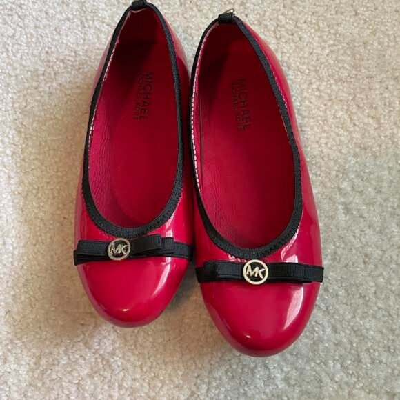 Michael Kors Red shoes Kids 4 - Picture 1 of 7